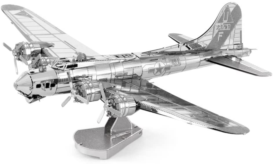 Metal Earth B-17 Flying Fortress