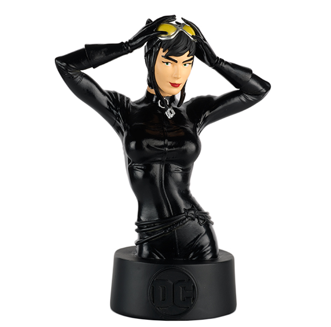 Batman Universe Collector's Bust: Catwoman